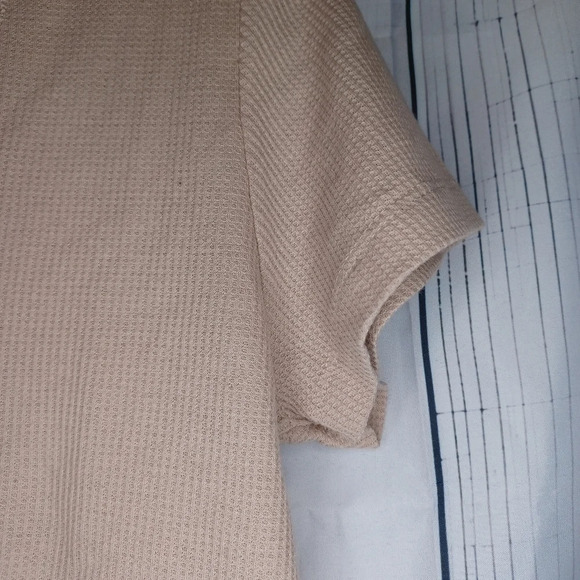 SO ribbed cropped juniors short sleeve V-neck with lace trim top NWT - Picture 5 of 9